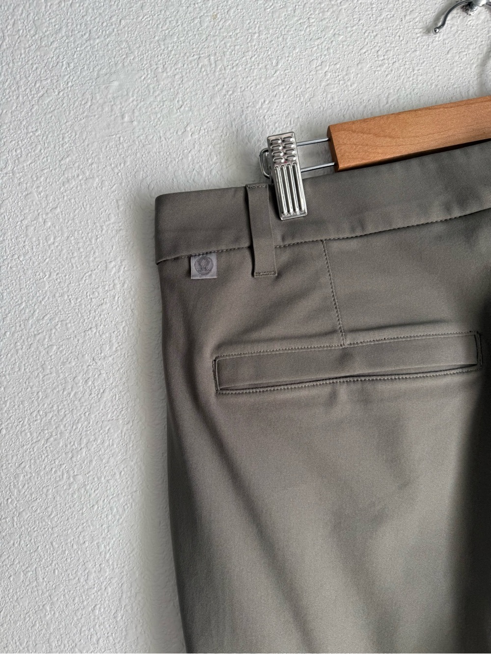 Lululemon Commission Pants - Picture 5 of 6
